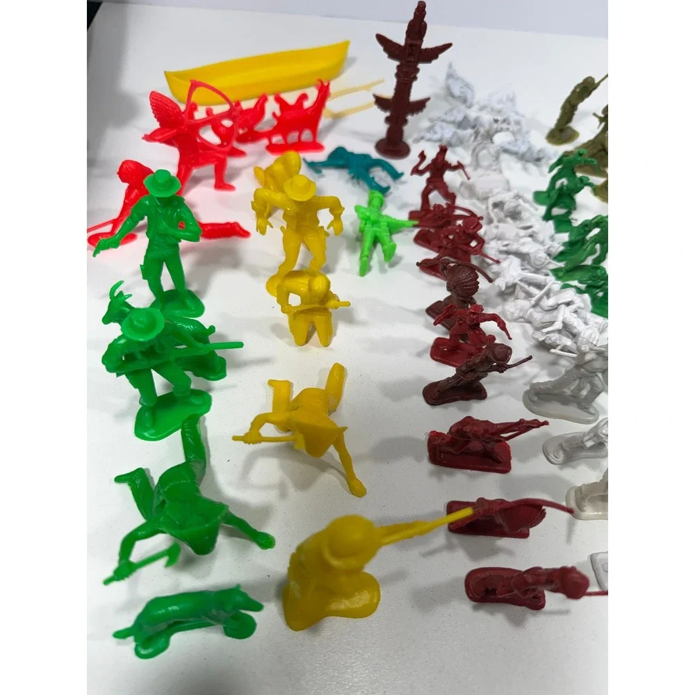 Vintage‎ Plastic Toy Soldiers Cowboys Indians Figures 170 Lot Green Army Mixed